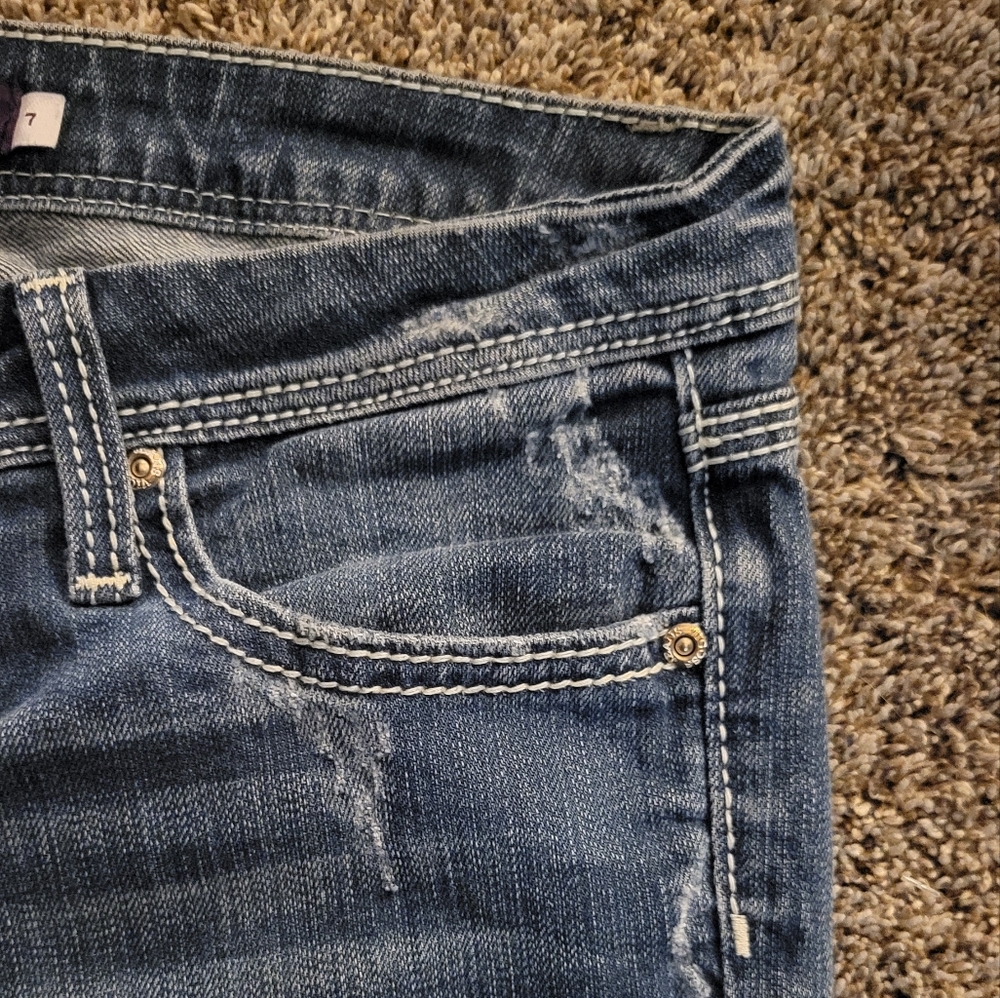 Vigoss Collection flare leg jeans 35” inseam - Picture 4 of 9